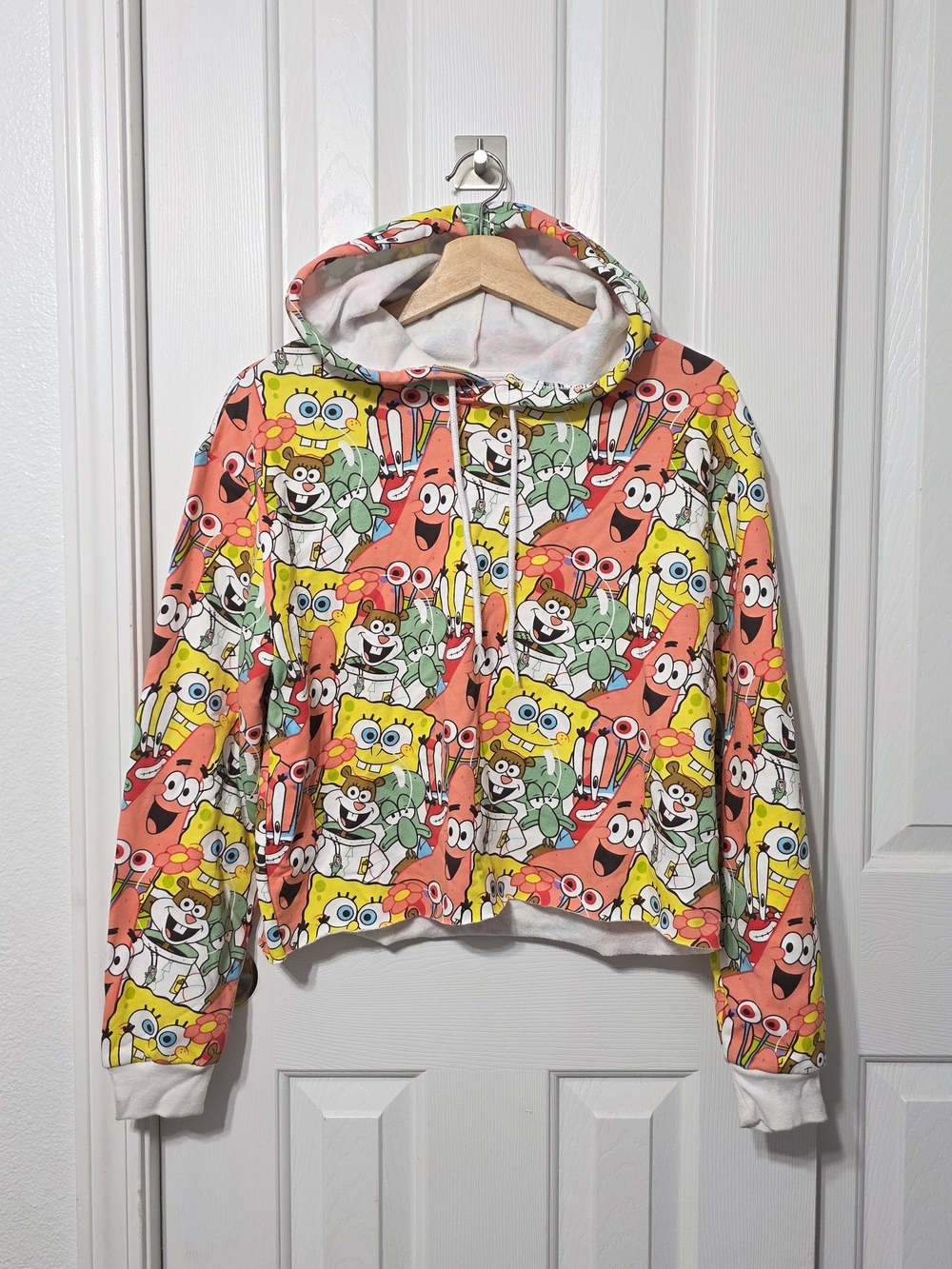 Nickelodeon SpongeBob SquarePants All Over Print Cropped Hoodie Size L